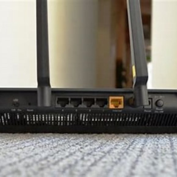 NETGEAR R7500 Nighthawk X4 AC2350 Dual Band WiFi R - Picture 7 of 7